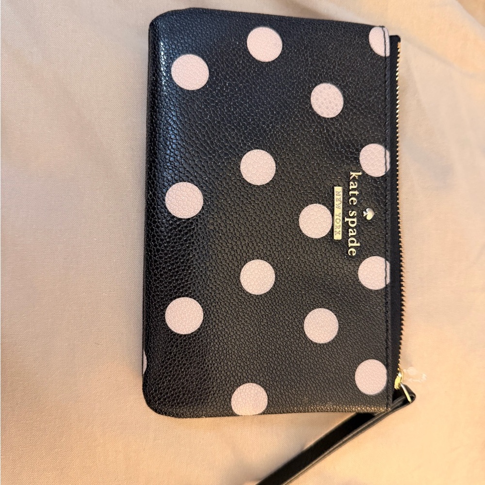 Kate Spade Cream and Black Wristlet